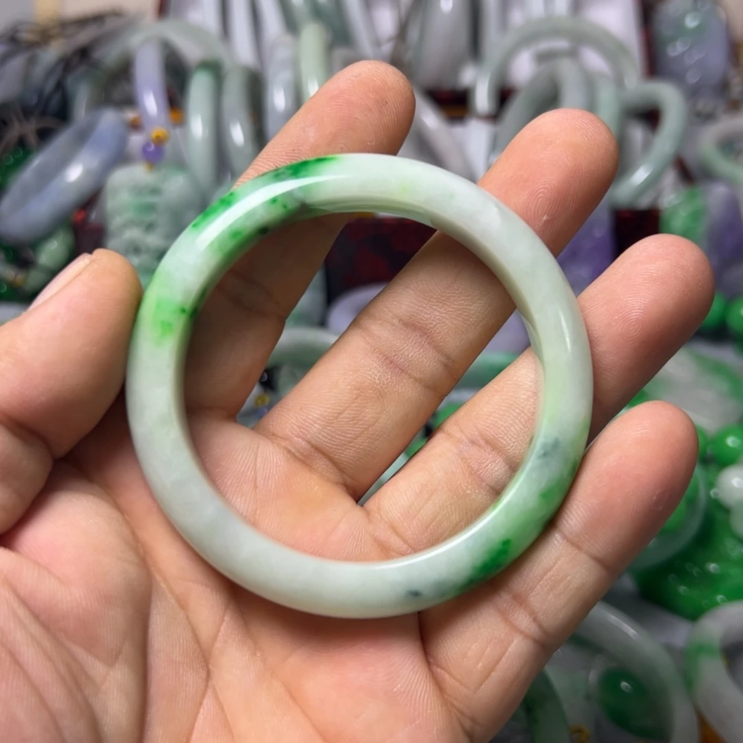 梦***乡白玉菩提吊坠手镯