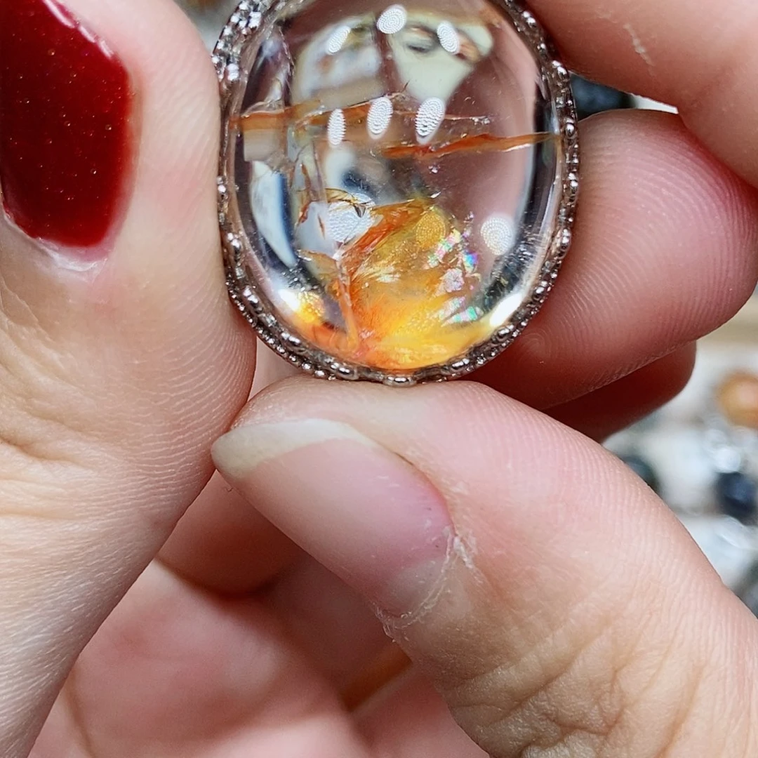 这***品颈饰未镶嵌水晶水晶