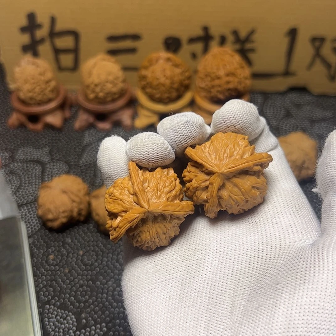 文玩核桃把件用****0核桃