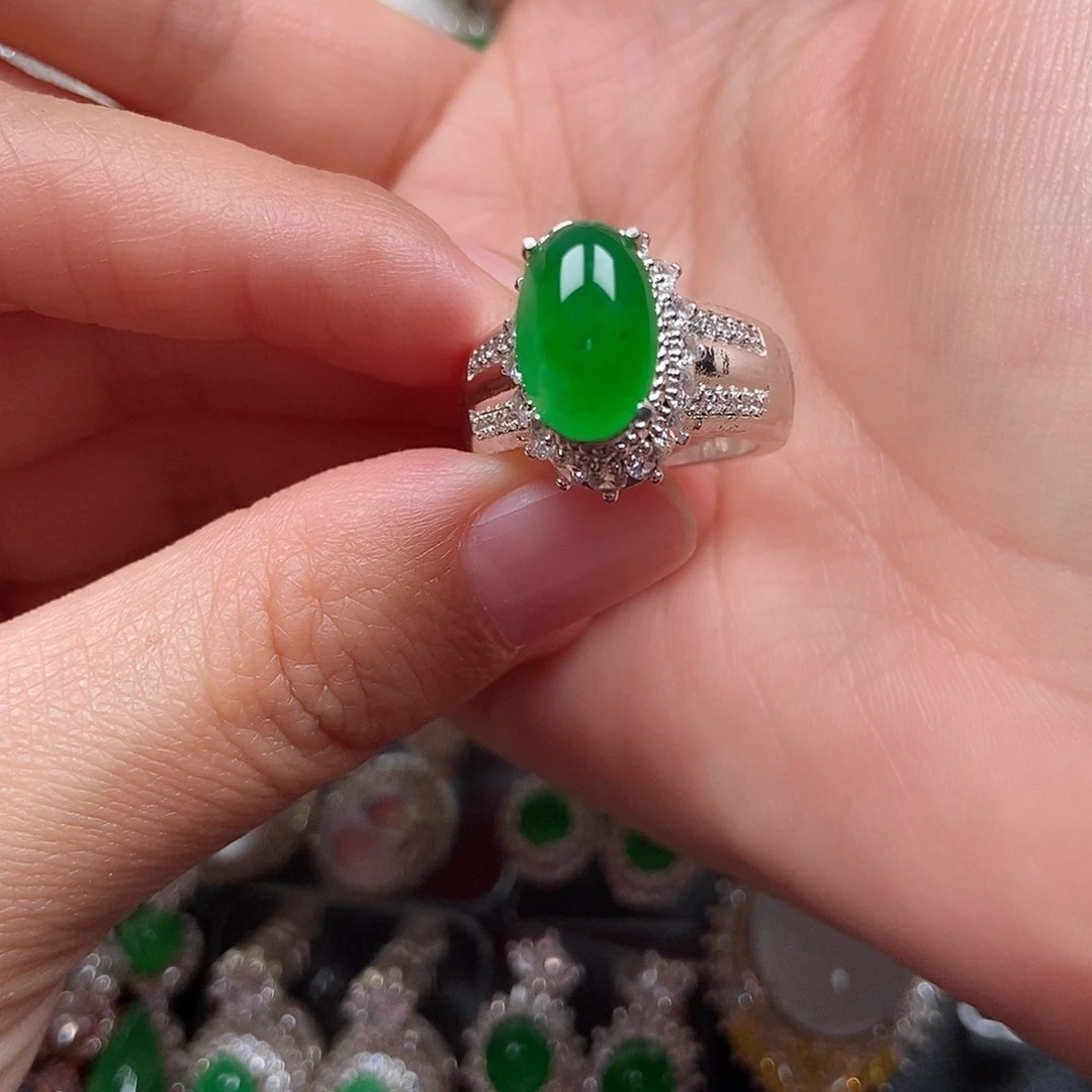 *****翡翠未镶嵌戒指翡翠戒指