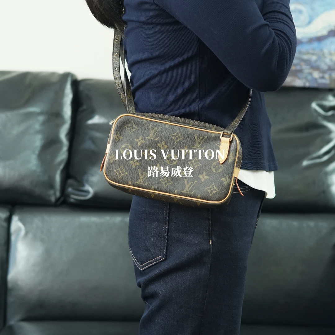 95新 LouisVuitton/路易威登 迪士尼相机包/KH05118717/8717