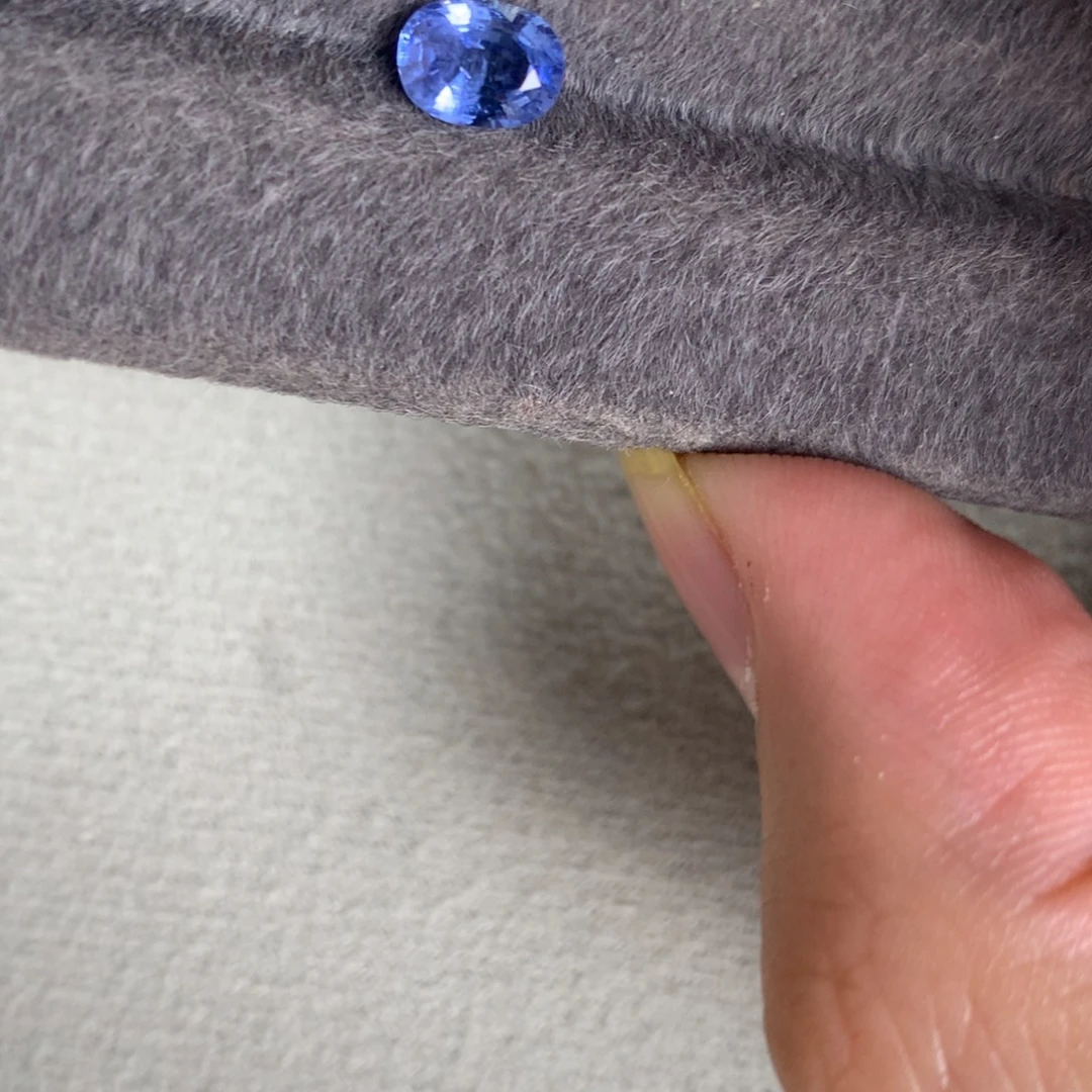 蓝宝石裸石1.13 斯里兰卡