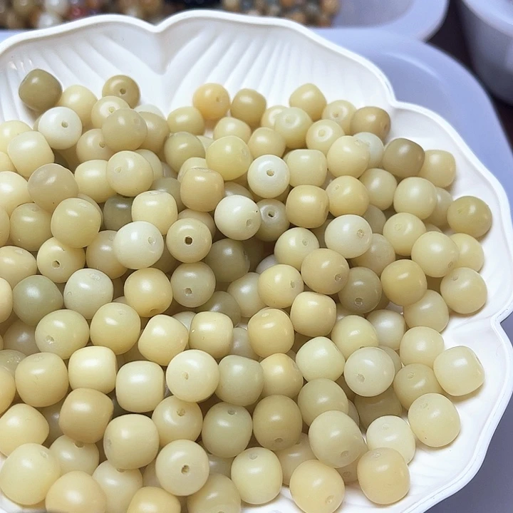 吊坠白玉菩提白玉菩提10微瑕小青提桶50颗卡灯牌宠20颗