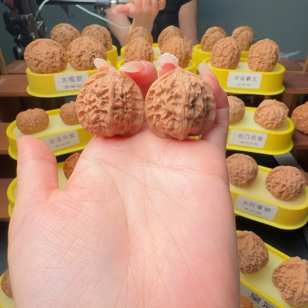 文玩核桃吊坠35全品瓷娃娃