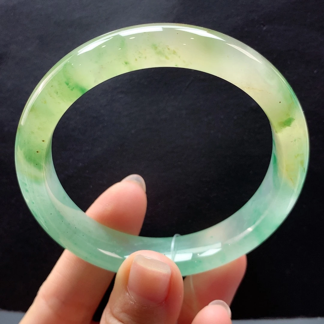 石英质玉手镯未镶嵌I****v