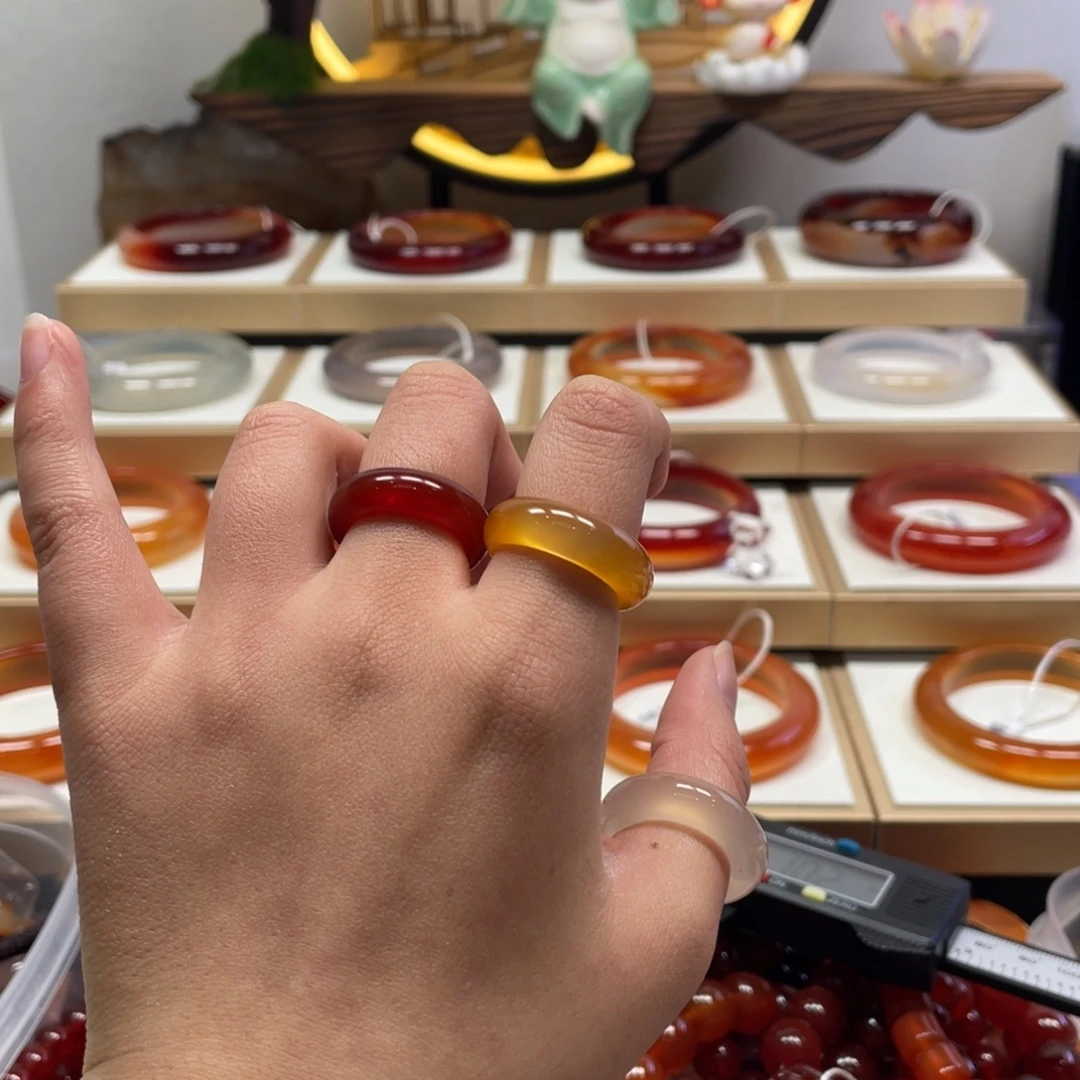 玛瑙/玉髓未镶嵌手镯