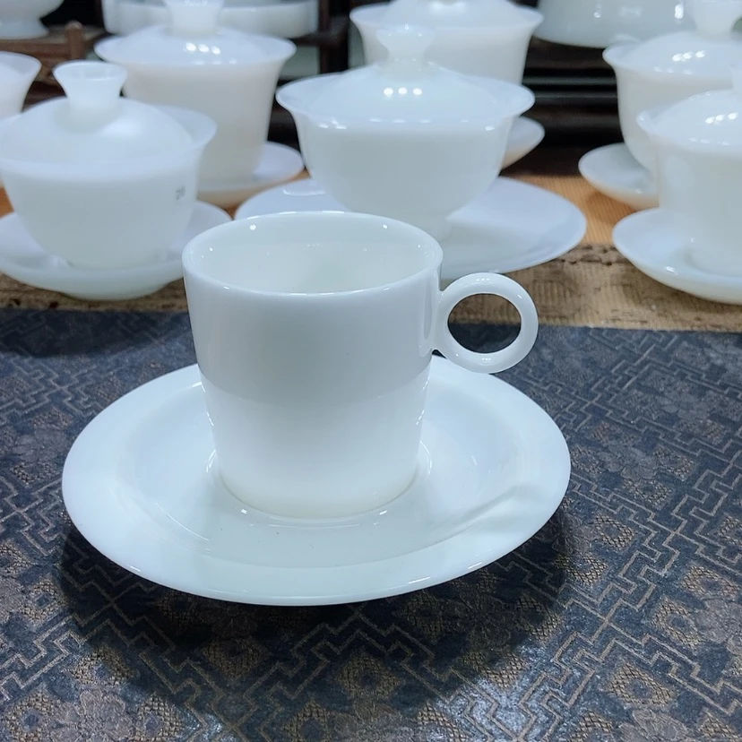 【闪购商品】在家里面玩啊亲儿想不爱的话说了也