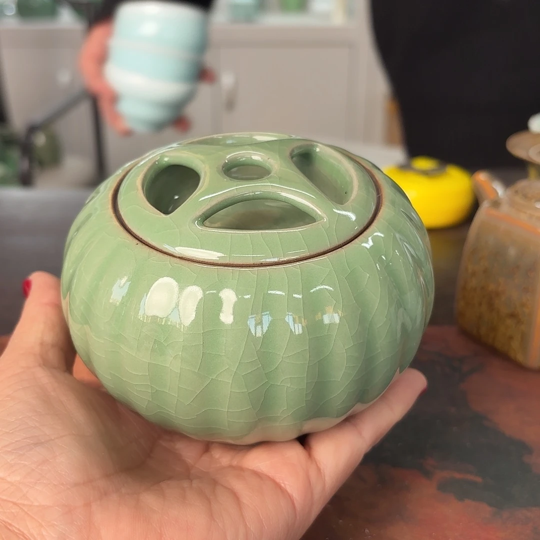 龙泉云间青瓷小米茶器