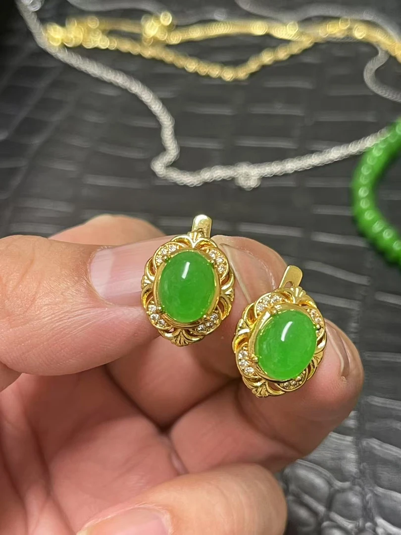 翡翠耳钩气质时尚