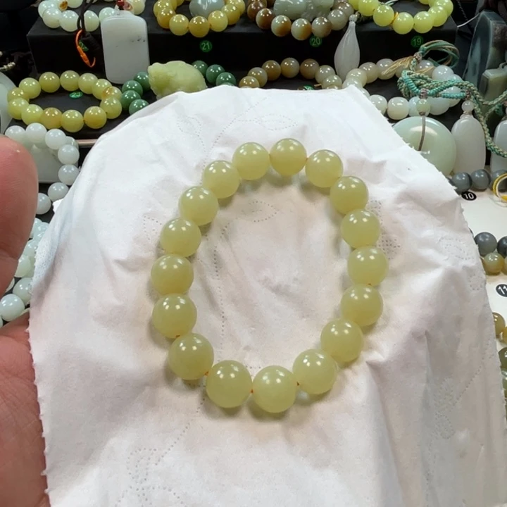 和田玉未镶嵌手串