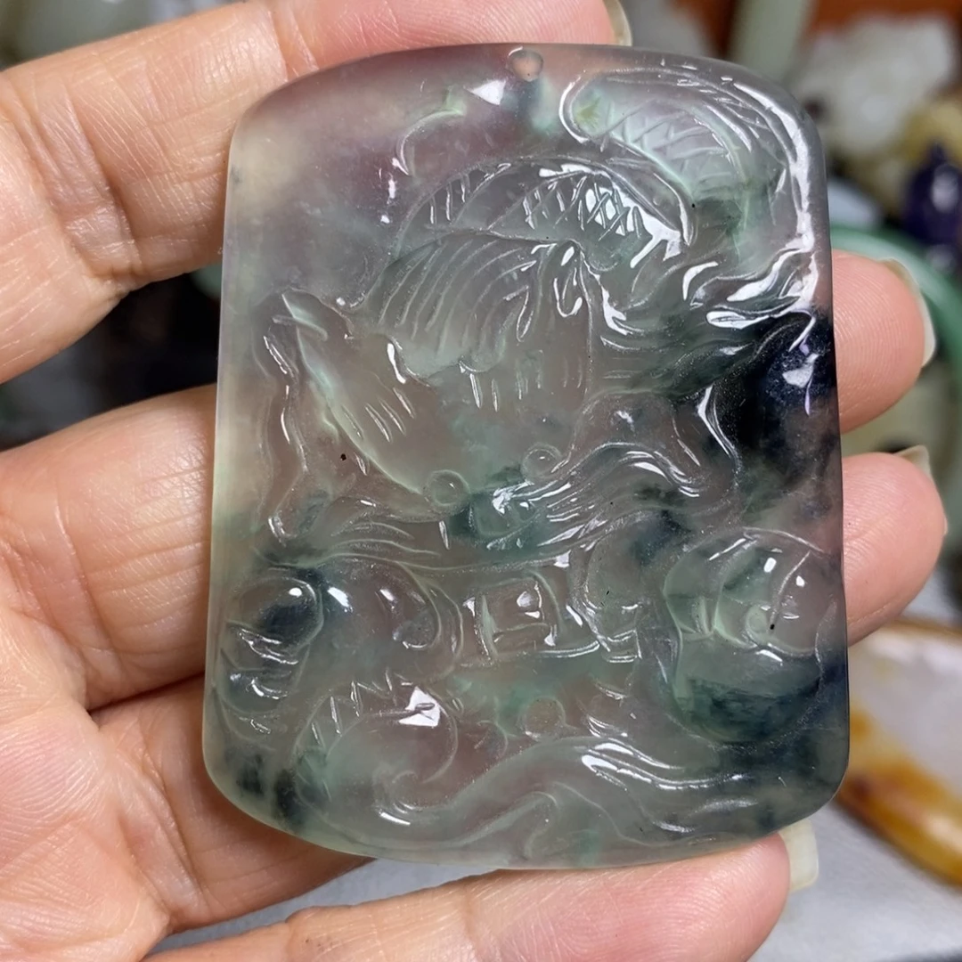颈饰未镶嵌和田玉（糖玉）