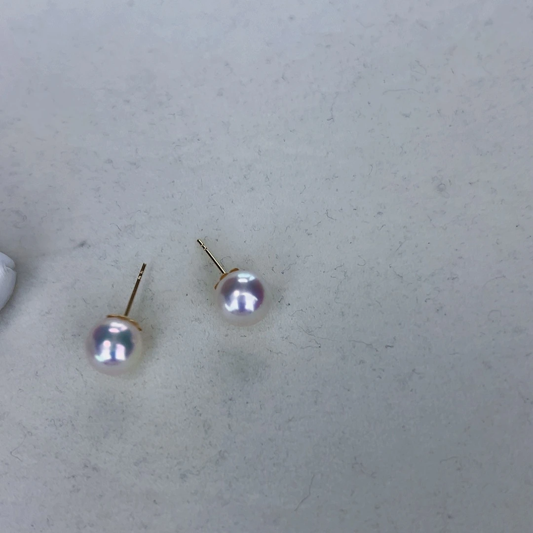 海水珍珠海水akoya天女耳钉8.5-9mm18K金镶嵌