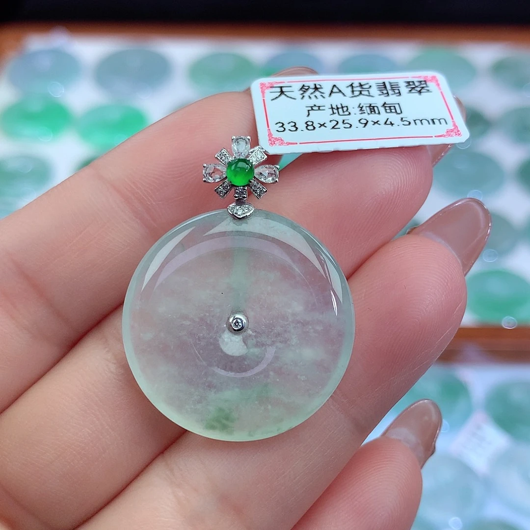 翡翠吊坠(不含链)18K金镶嵌
