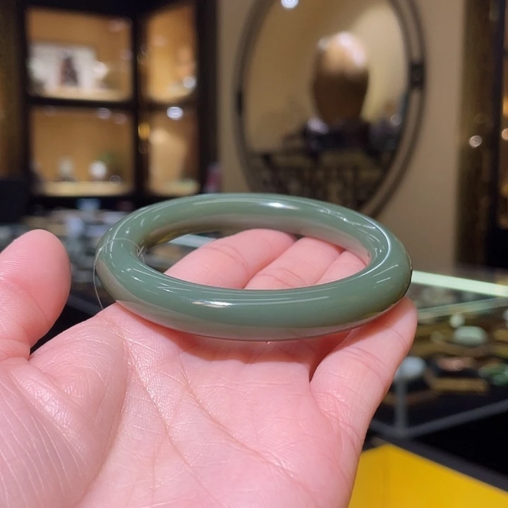 未镶嵌手镯和田玉55.3#53.25g