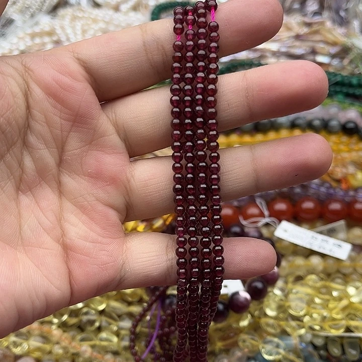 玛瑙/玉髓未镶嵌珠宝半成品一条3.5mm左右石榴石