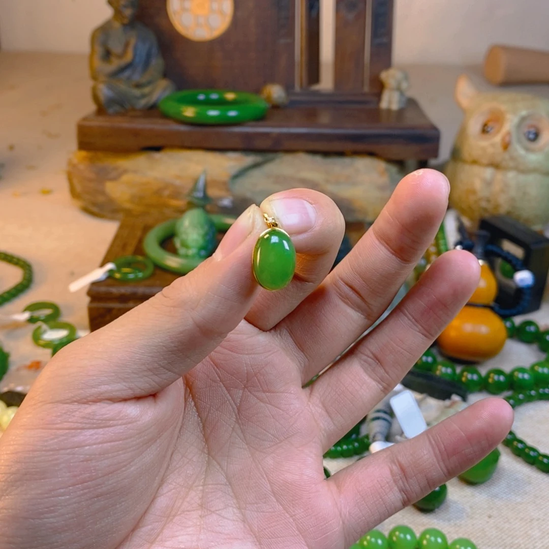 和田玉颈饰未镶嵌哲*