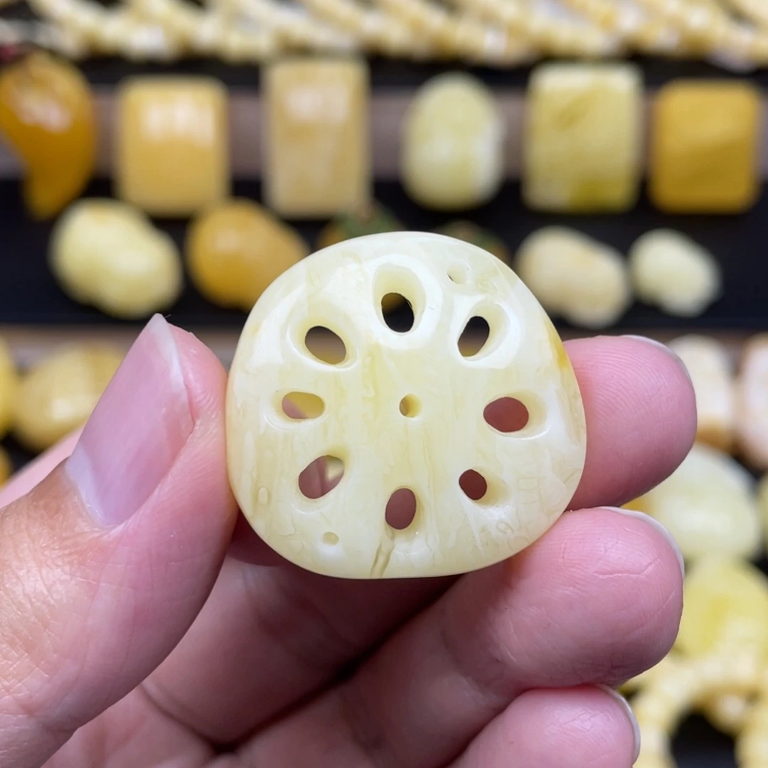 琥珀未镶嵌裸石琥珀蜜蜡