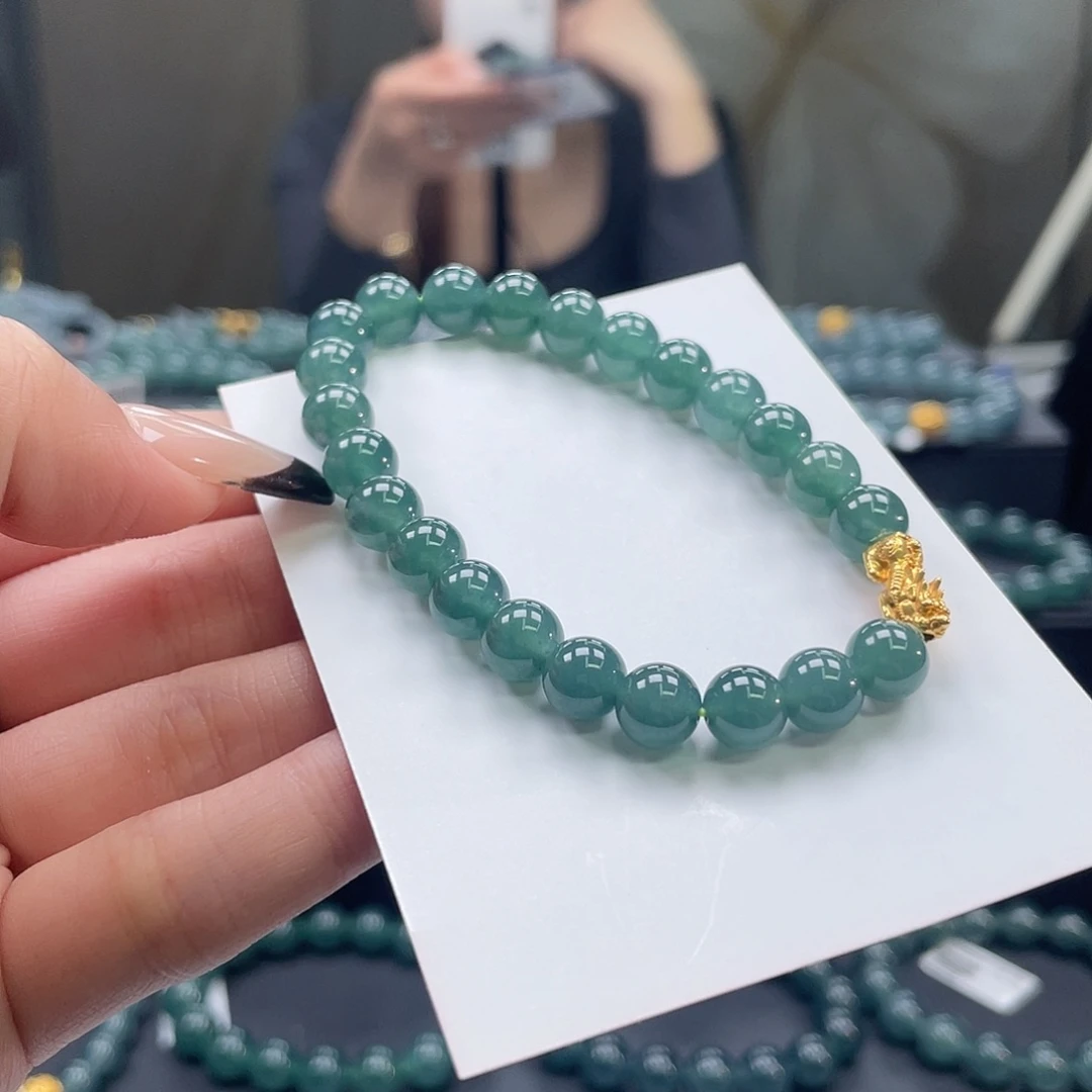 翡翠18K金镶嵌套链