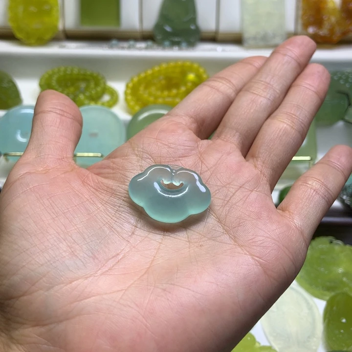 ****Z蛇纹石玉未镶嵌颈饰