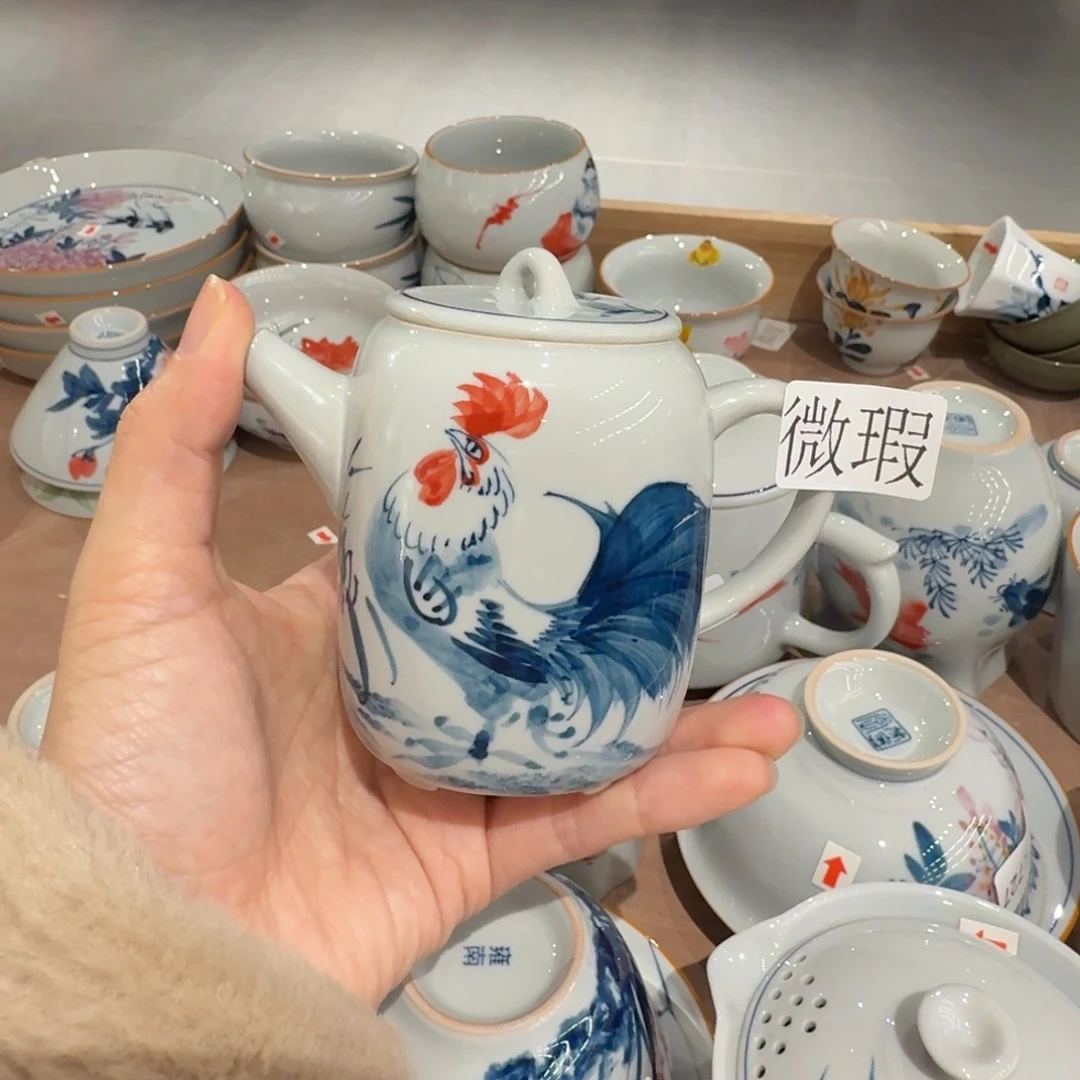 釉下手绘茶具微瑕