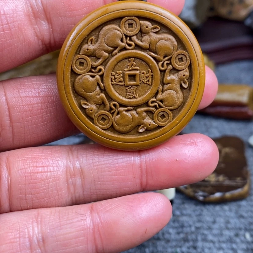 【闪购商品】原石雕刻手把件