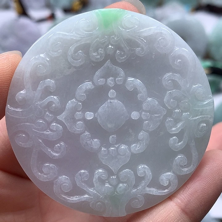 翡翠未镶嵌颈饰花开富贵两面工艺福利