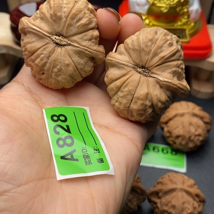 文玩核桃吊坠核桃