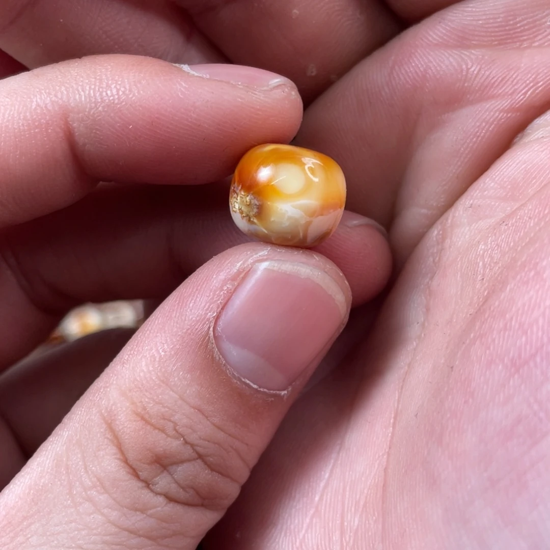 琥珀未镶嵌珠宝奇石12.9mm