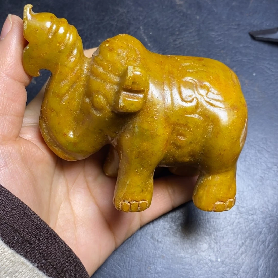 未镶嵌和田玉（糖玉）挂件