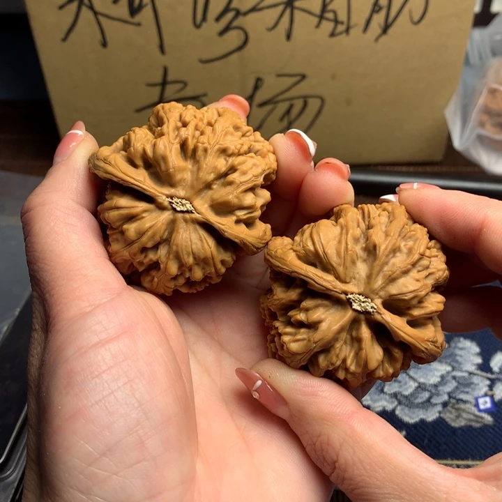 吊坠文玩核桃抚***山粗筋