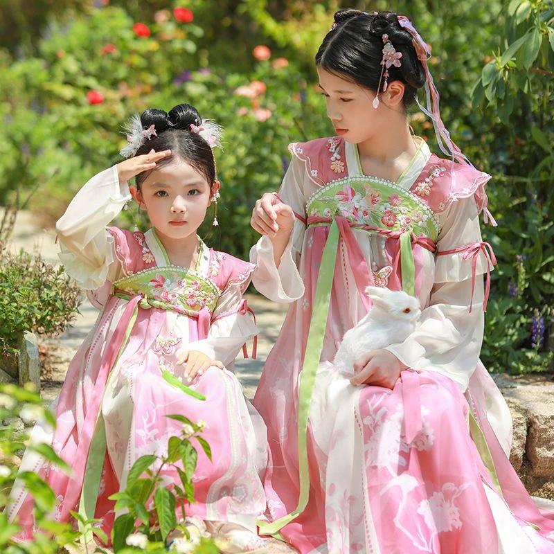 【大小格格专用】新年爆款女童唐装中国风古装套装拜年服新年服