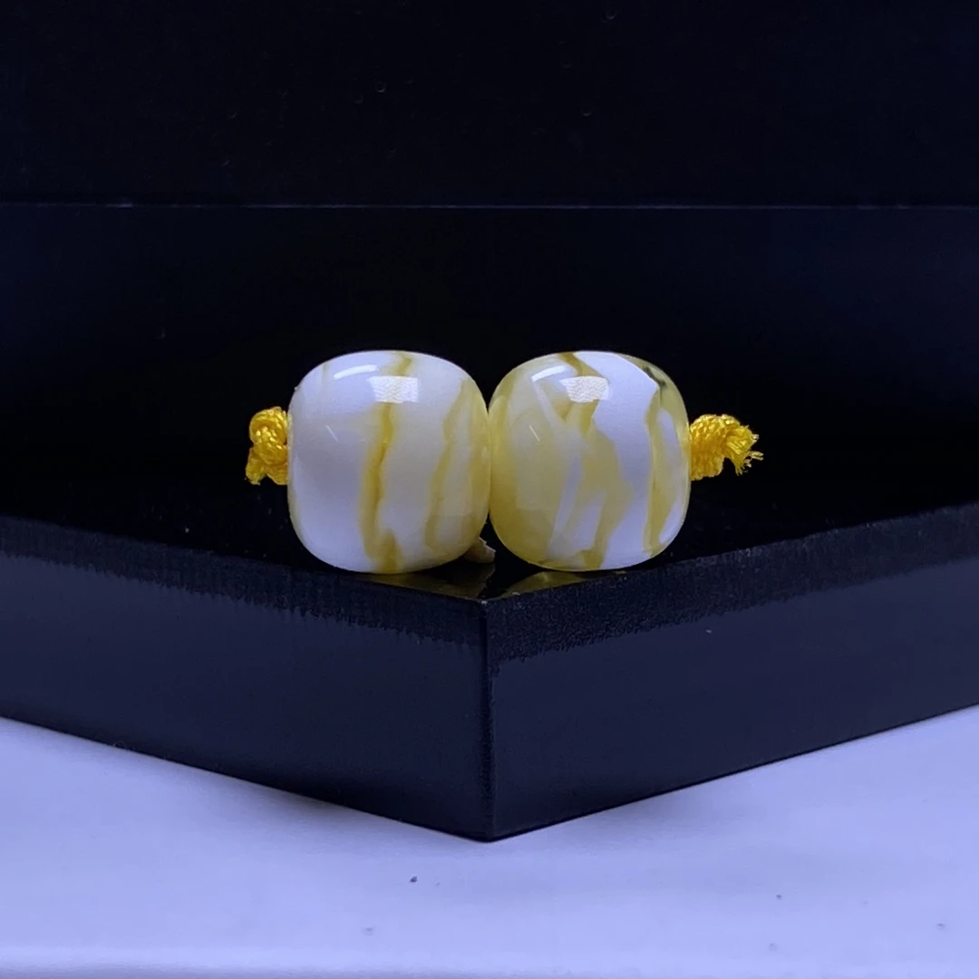 琥珀金漆白虎皮溶洞精工蜜蜡老型对珠7.1mm纹路飘逸意境感强