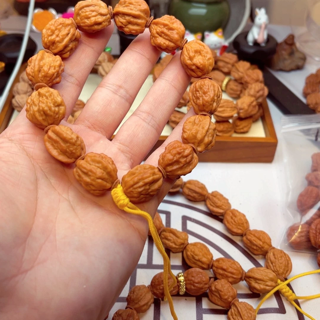 文玩核桃手串蛤蟆头