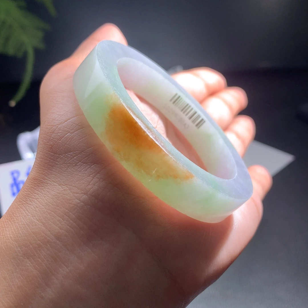 未镶嵌手镯定制翡翠