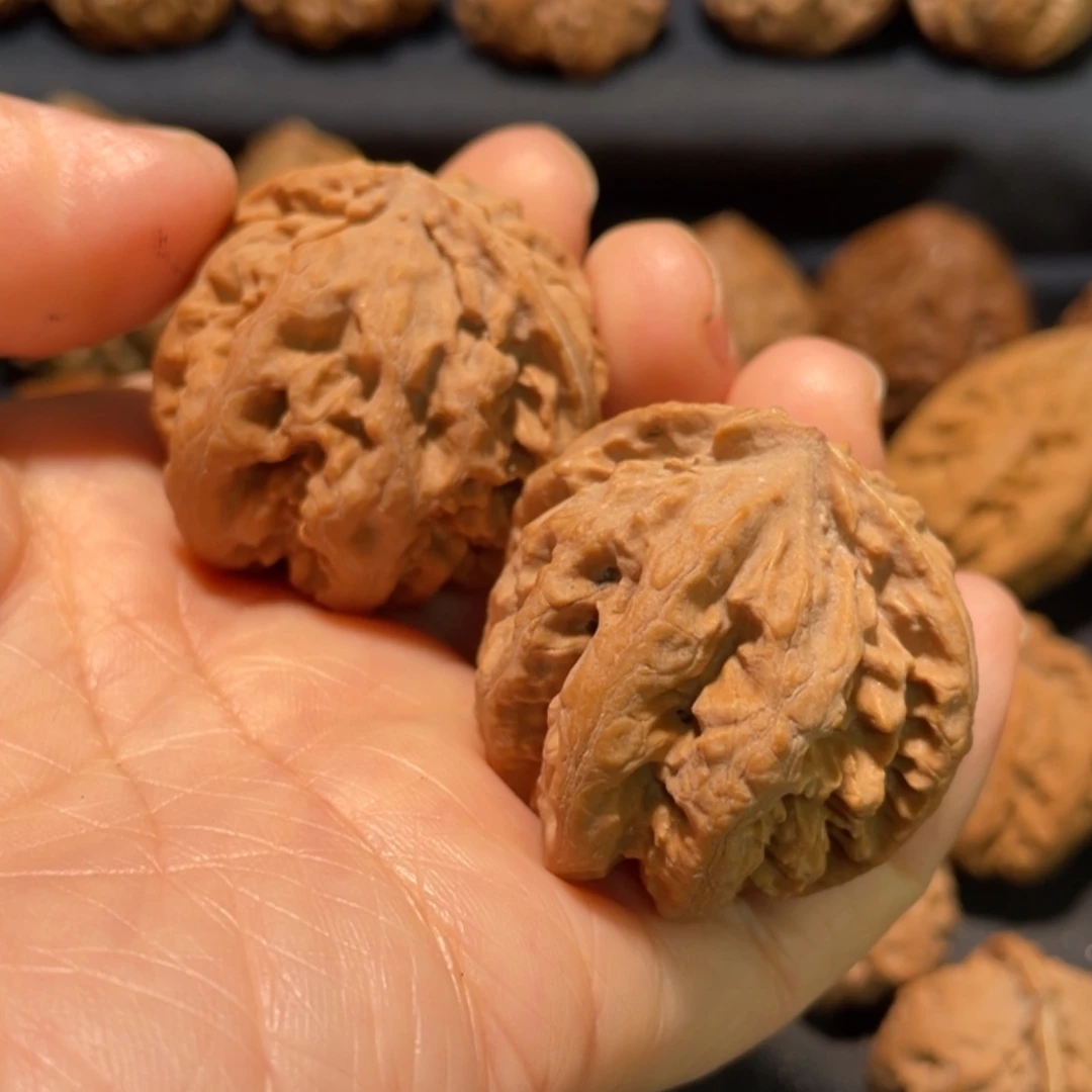 【闪购商品】文玩核桃吊坠福**康东北楸子25