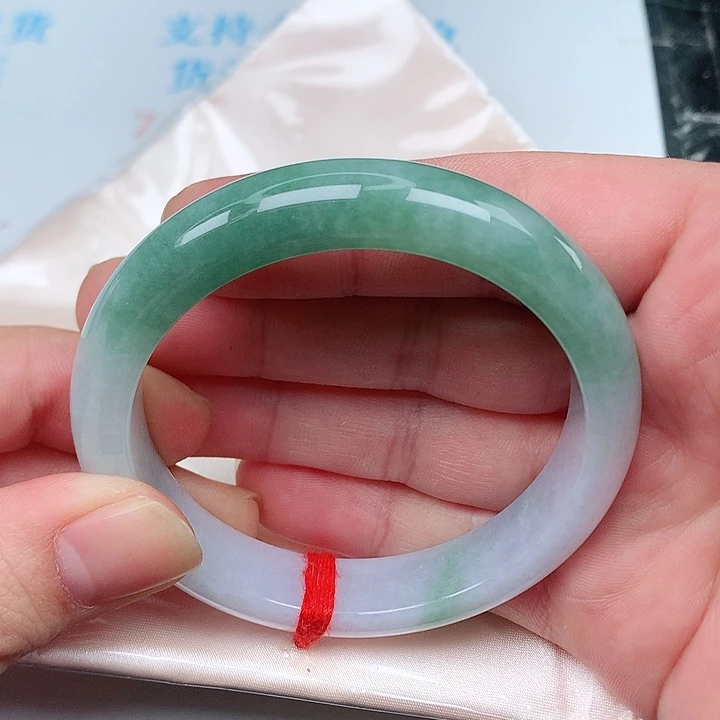 未镶嵌手镯翡翠天然