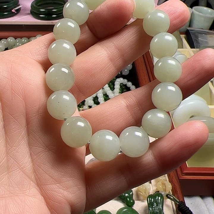 和田玉（糖玉）未镶嵌手链