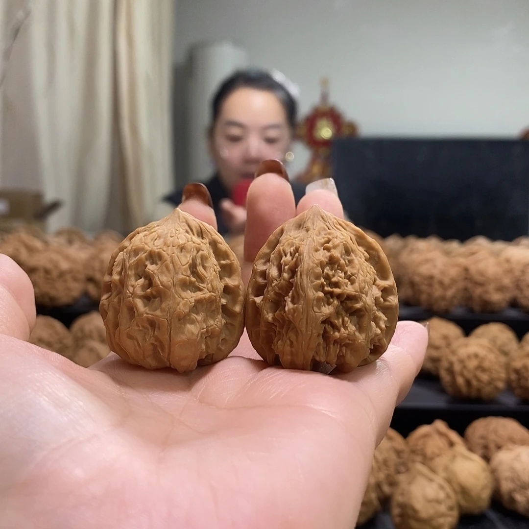 把件文玩核桃33红雀
