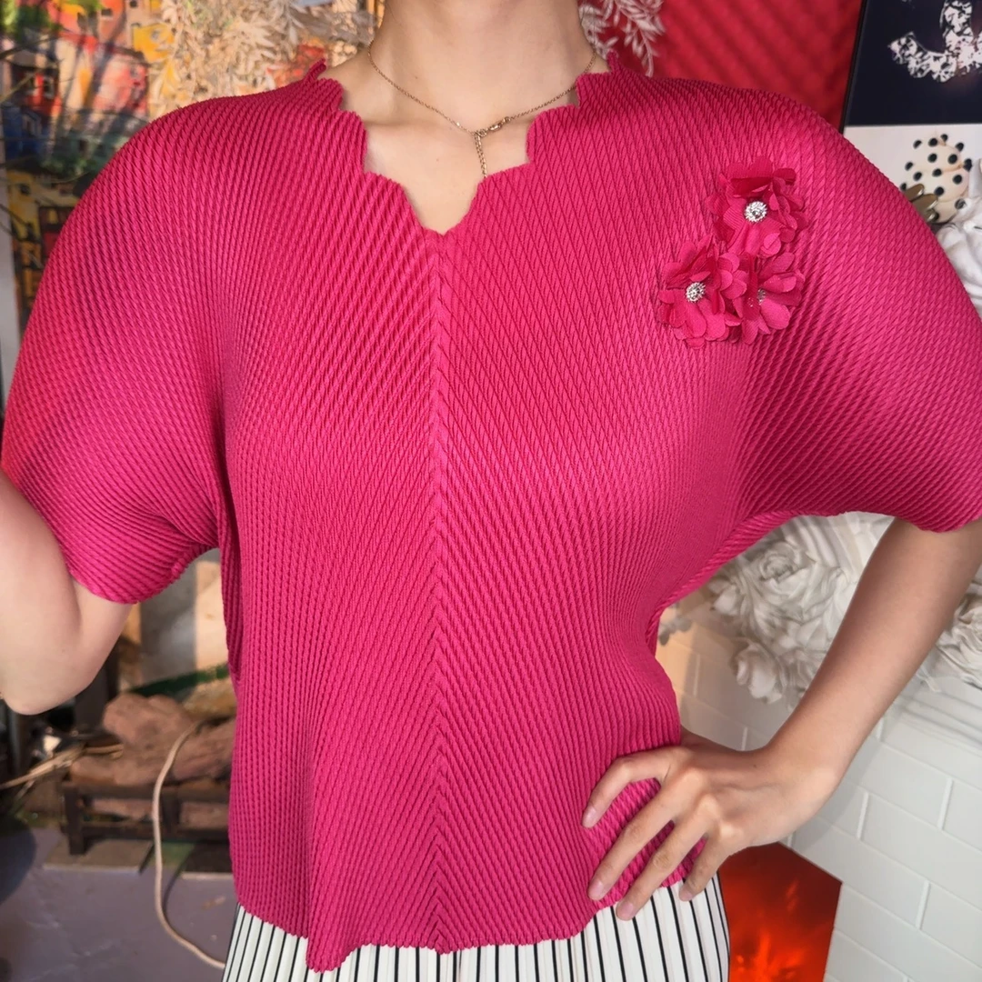 欧洲站褶皱2025春夏新爆款洋气质高档端女纯色短款T恤CY