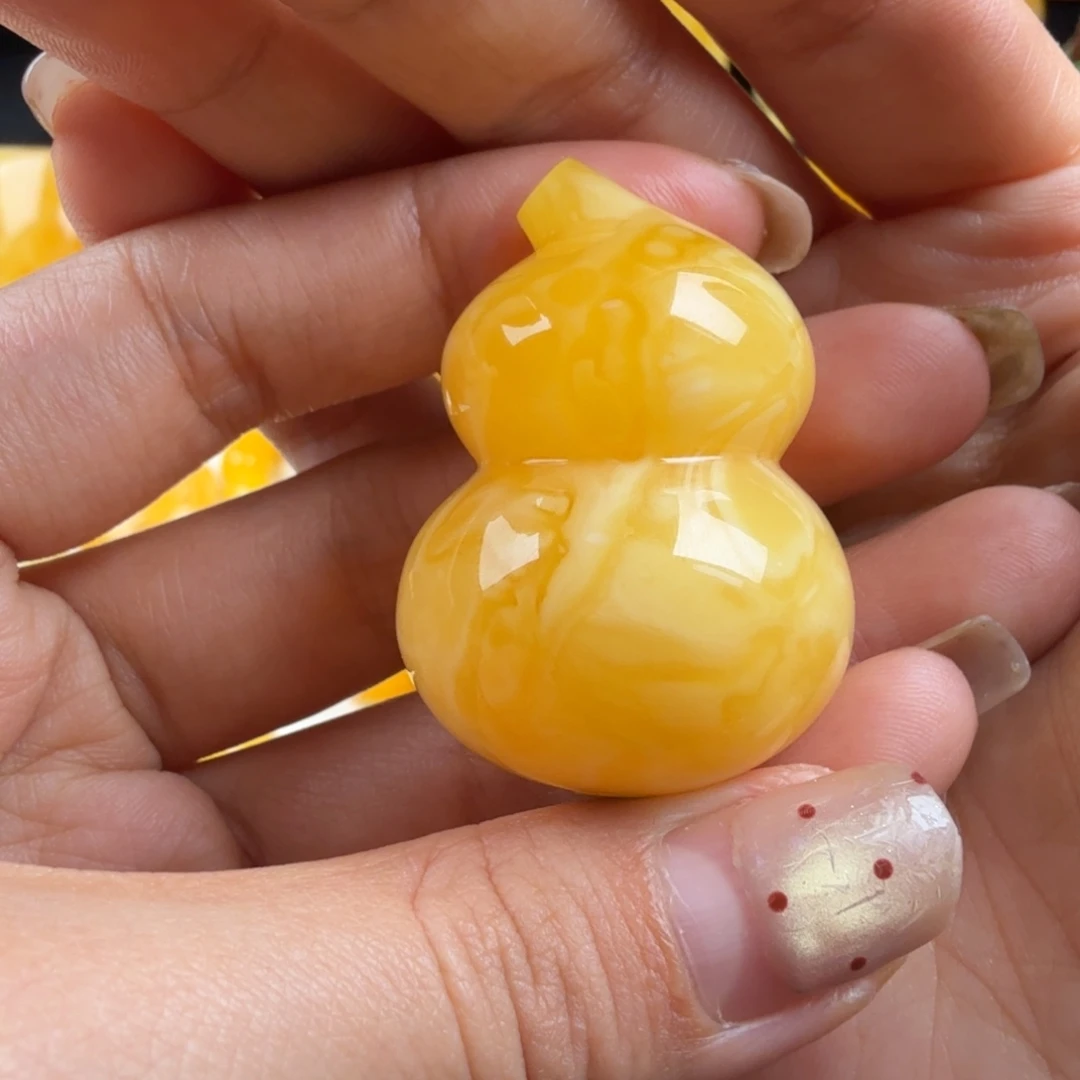 琥珀未镶嵌颈饰纯天然琥珀蜜蜡