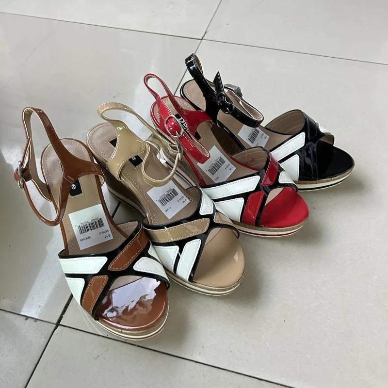 25款时尚休闲百搭外穿休闲女鞋平底一字带凉鞋-0526