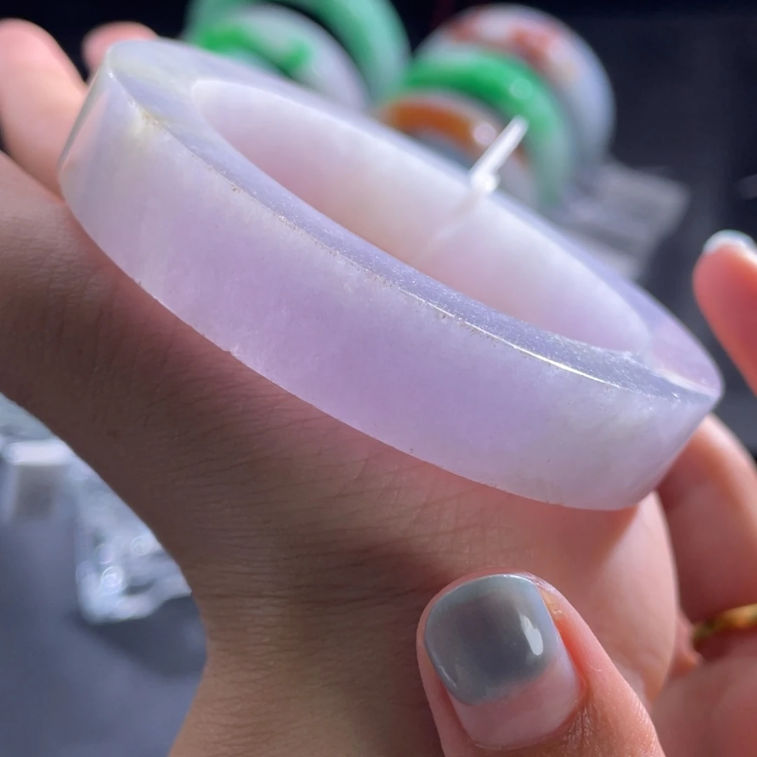 未镶嵌手镯定制翡翠