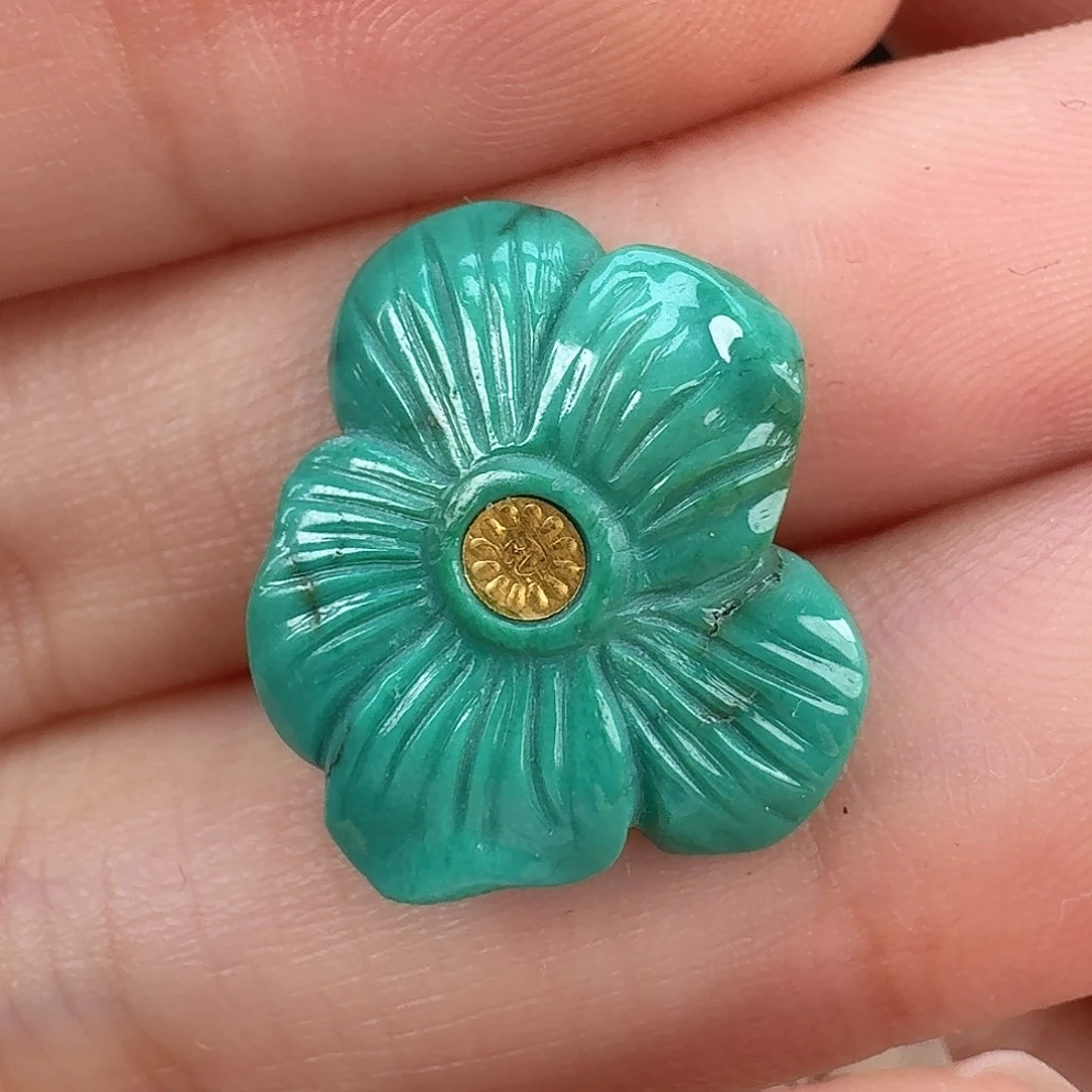 绿松石未镶嵌珠宝奇石