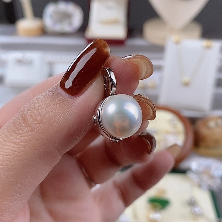 淡水珍珠吊坠(不含链)未镶嵌