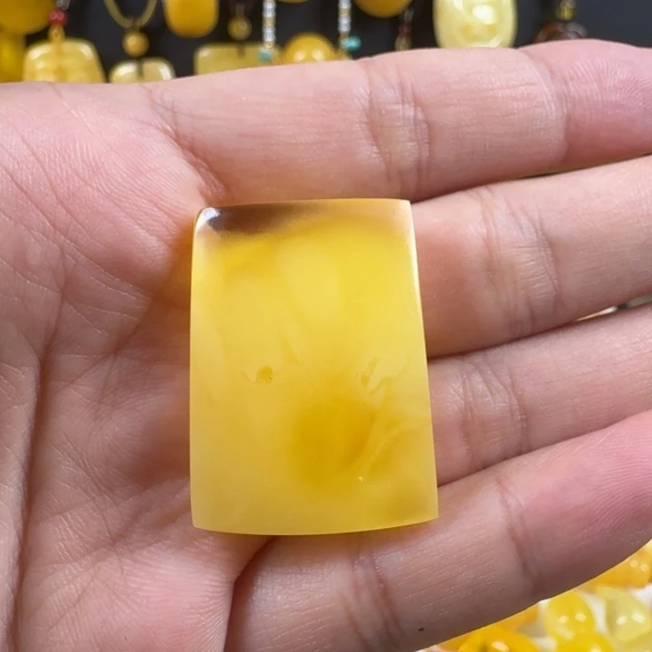 未镶嵌蜜蜡珠宝奇石