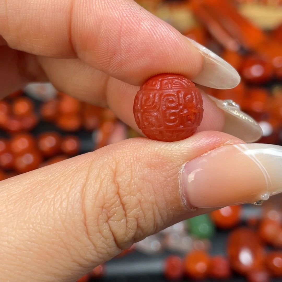 南红玛瑙未镶嵌颈饰48