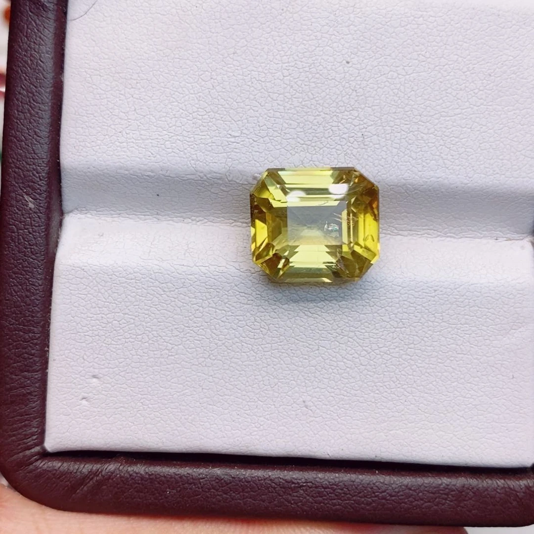 碧玺裸石未镶嵌碧玺11.27克拉