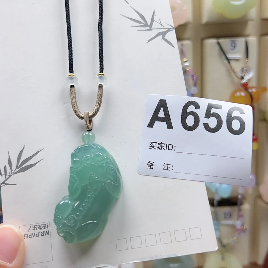 玛瑙/玉髓颈饰合金秂***凉