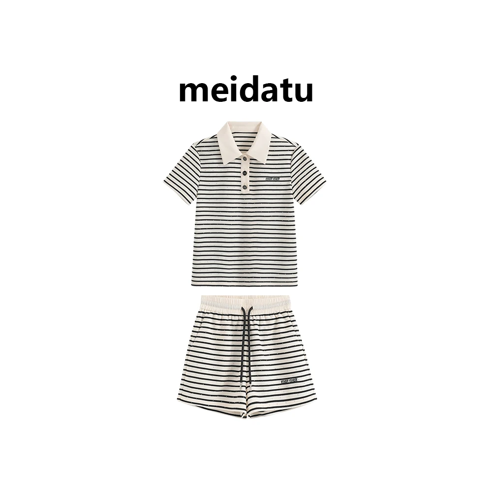 美哒兔（破价款）翻领撞色条纹刺绣套装（小个子版）CD453-9H