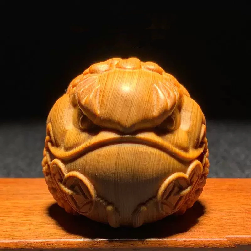 天然崖柏木雕三足金蟾手把件地包天文玩家居车载装饰品摆件办公桌